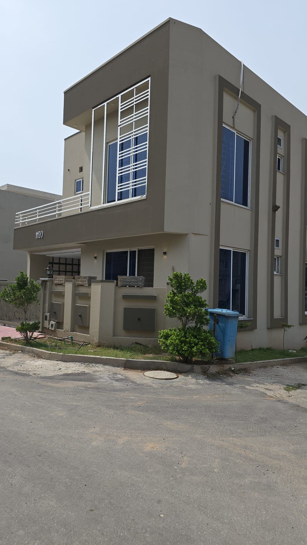 7 marla Corner house preview 5